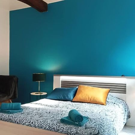 Perle Rare F1 De 43 M Quartier Historique. Apartman Moulins  Kültér fotó