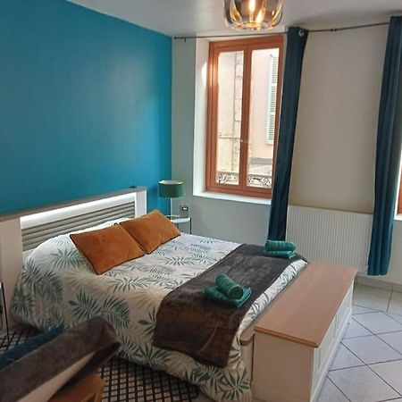 Perle Rare F1 De 43 M Quartier Historique. Apartman Moulins  Kültér fotó