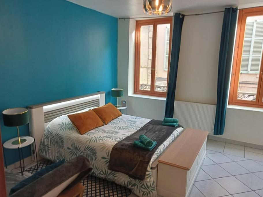 Perle Rare F1 De 43 M Quartier Historique. Apartman Moulins  Kültér fotó